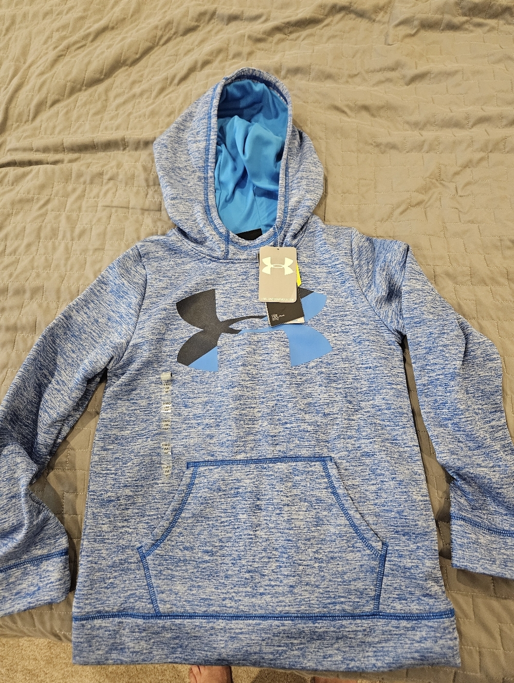 NWT Under Armour Girls Blue Heather Pullover Hoodie Medium